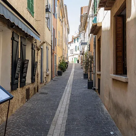 Port Village Parking Apartment Cassis