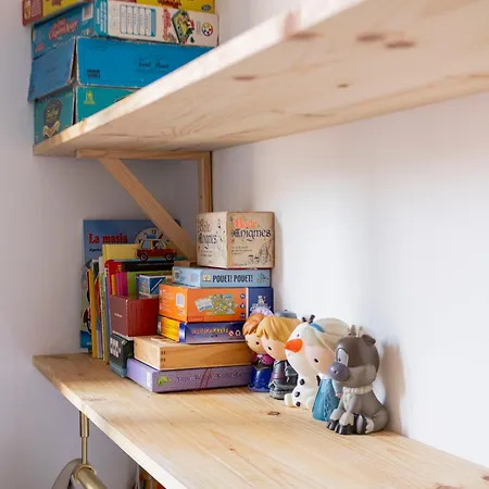 Port Village Parking * Κασί