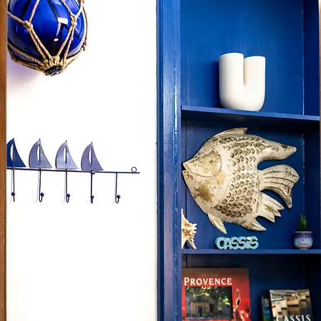 Port Village Parking Διαμέρισμα Κασί