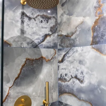 Port Village Parking Διαμέρισμα